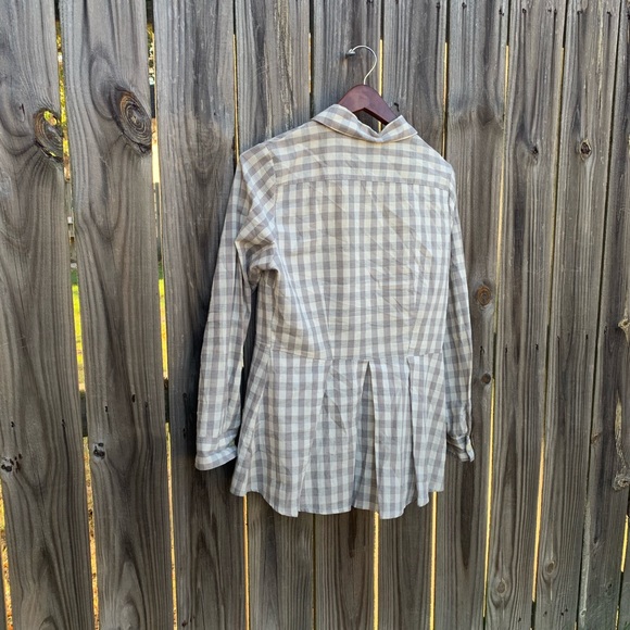 Peplum button down - Picture 3 of 3